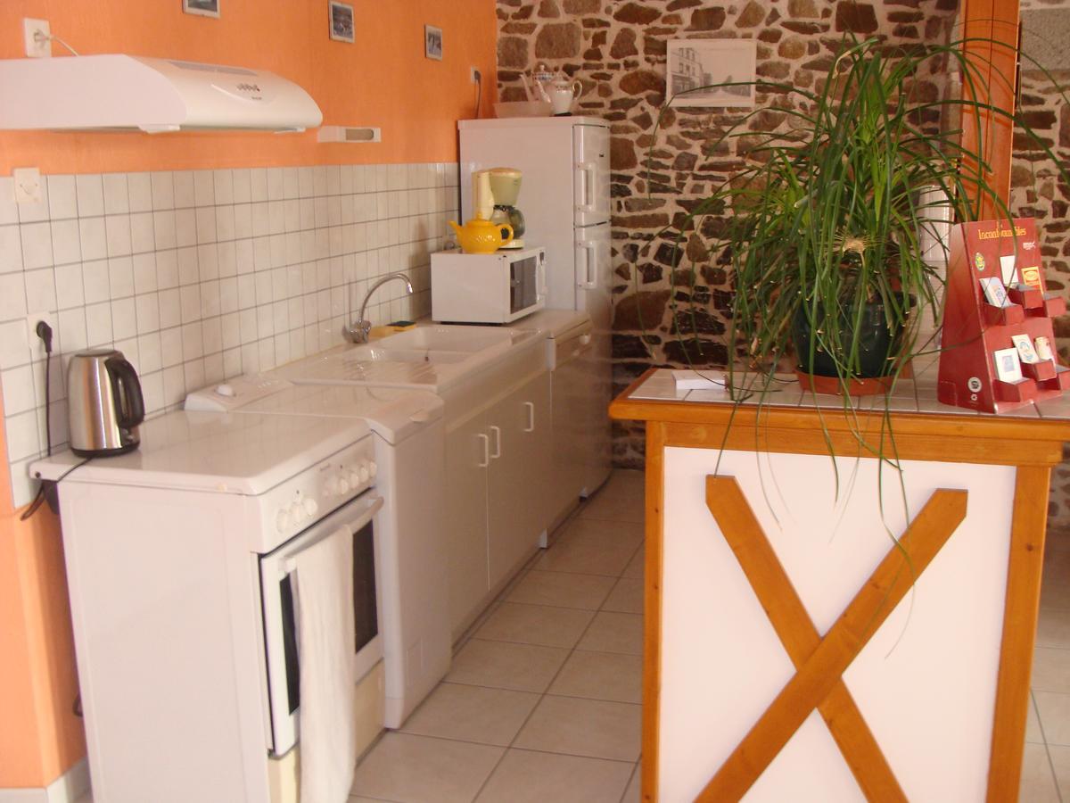 Chambres D'Hotes Le Petit Angle Saint-Broladre Εξωτερικό φωτογραφία